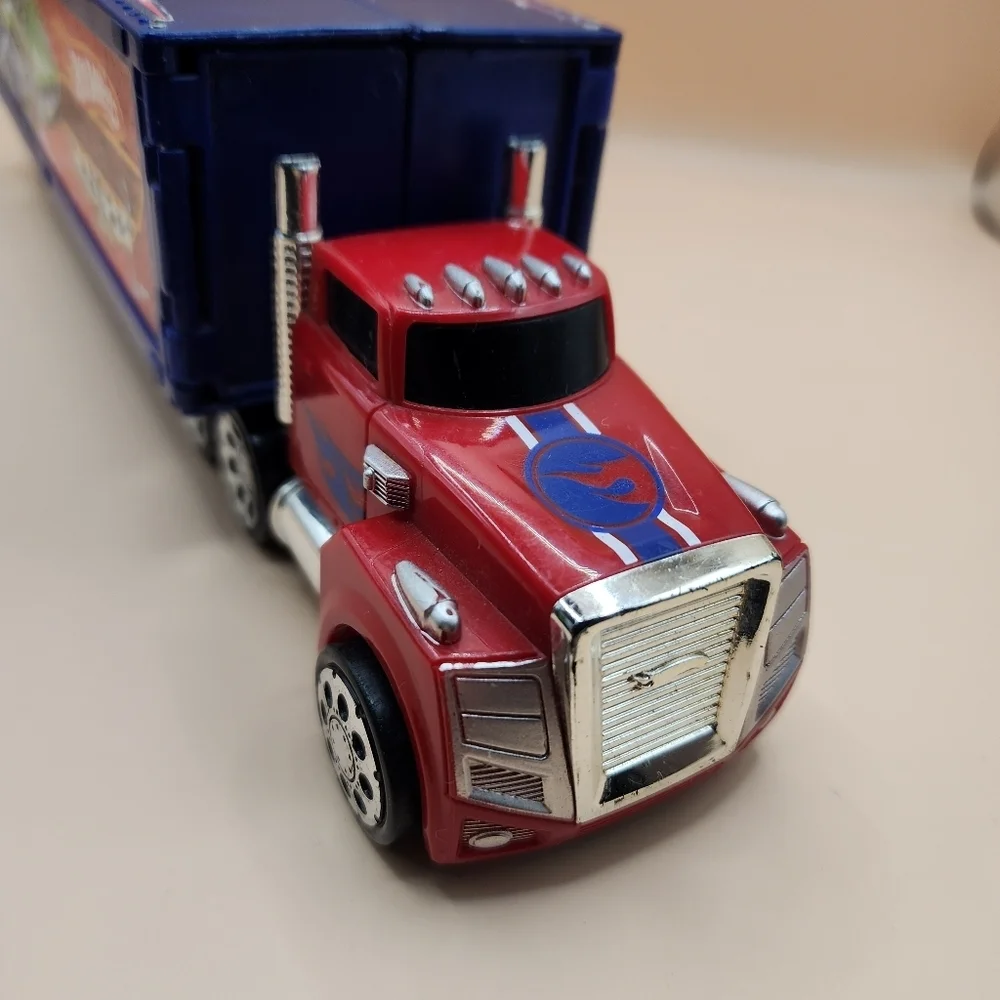 2008 Hot Wheels Speedway Launcher Carrier Truck Hauler 11